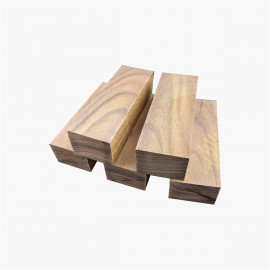Blocs de bois de palissandre naturel