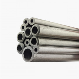 Tube de fibre de carbone - Noir