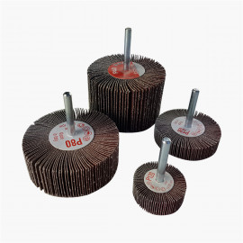 ROUES À LAMELLES SUR TIGE diamètre 6mm